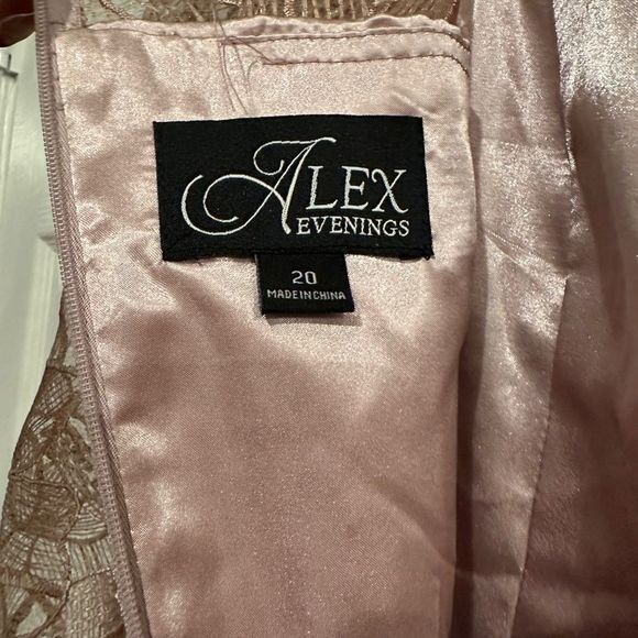 Dress Alex Evenings Lace flowers Dusty Rose Tea Length sz20 3/4 sleeves - Picture 8 of 12